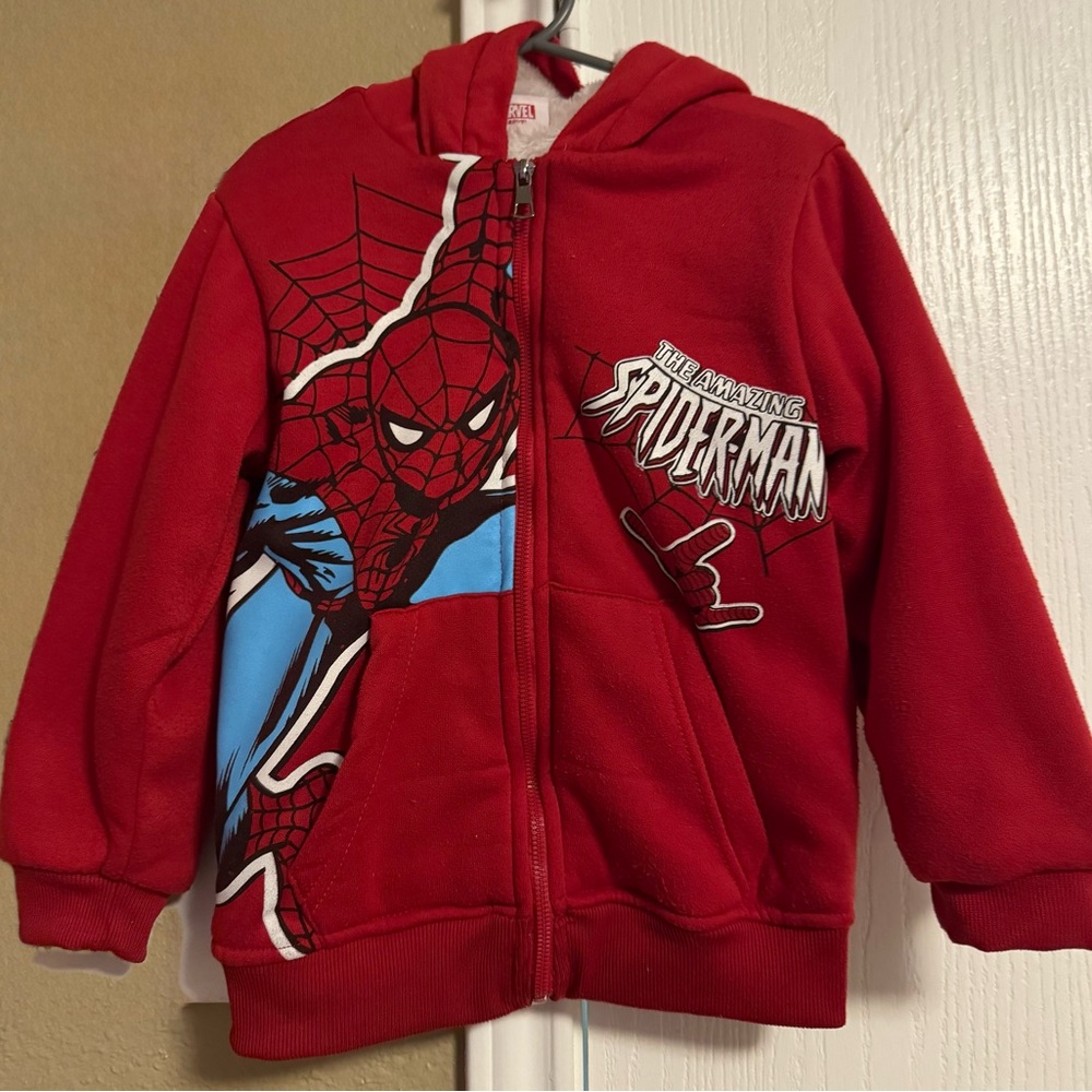 Marvel Red Spider Man Plush Lined Boys hooded sweater Size 5